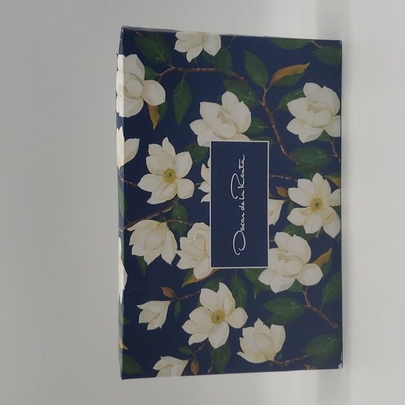 1956- Oscar De La Renta Unisex Made In USA NWT - Picture 1 of 8